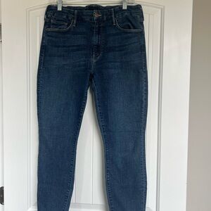 MOTHER “The Looker Crop” Jeans